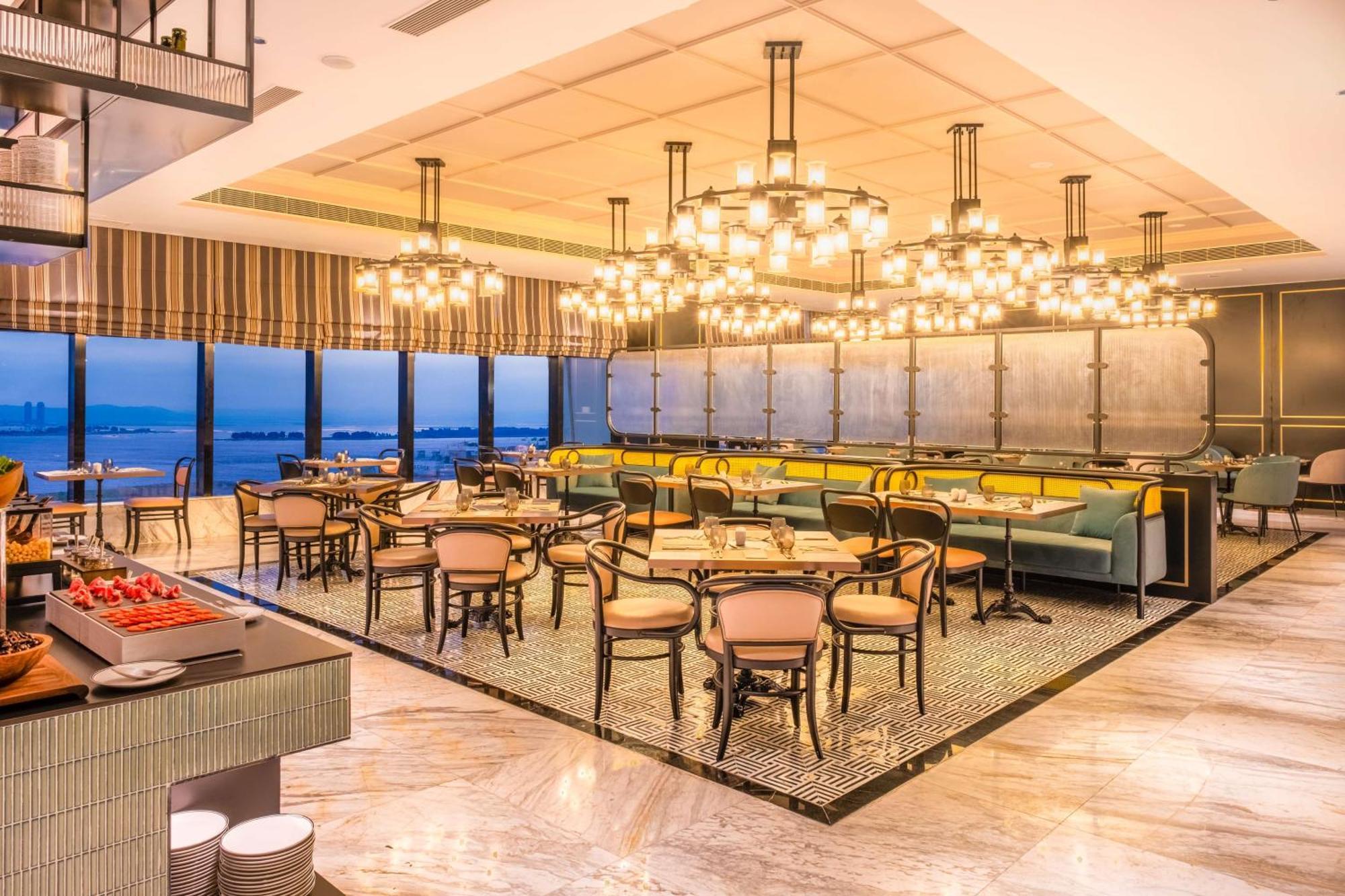 Отель Hilton Киншаса Экстерьер фото